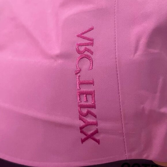 Rose pink ski jacket. Arc'teryx, waterproof, windproof, warm - Picture 3 of 3